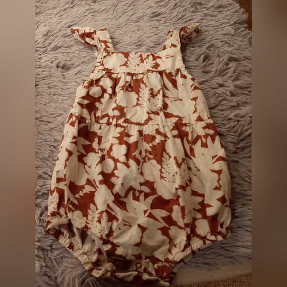 Girls 12 Month Set - Romper and Onesie - Picture 3 of 7